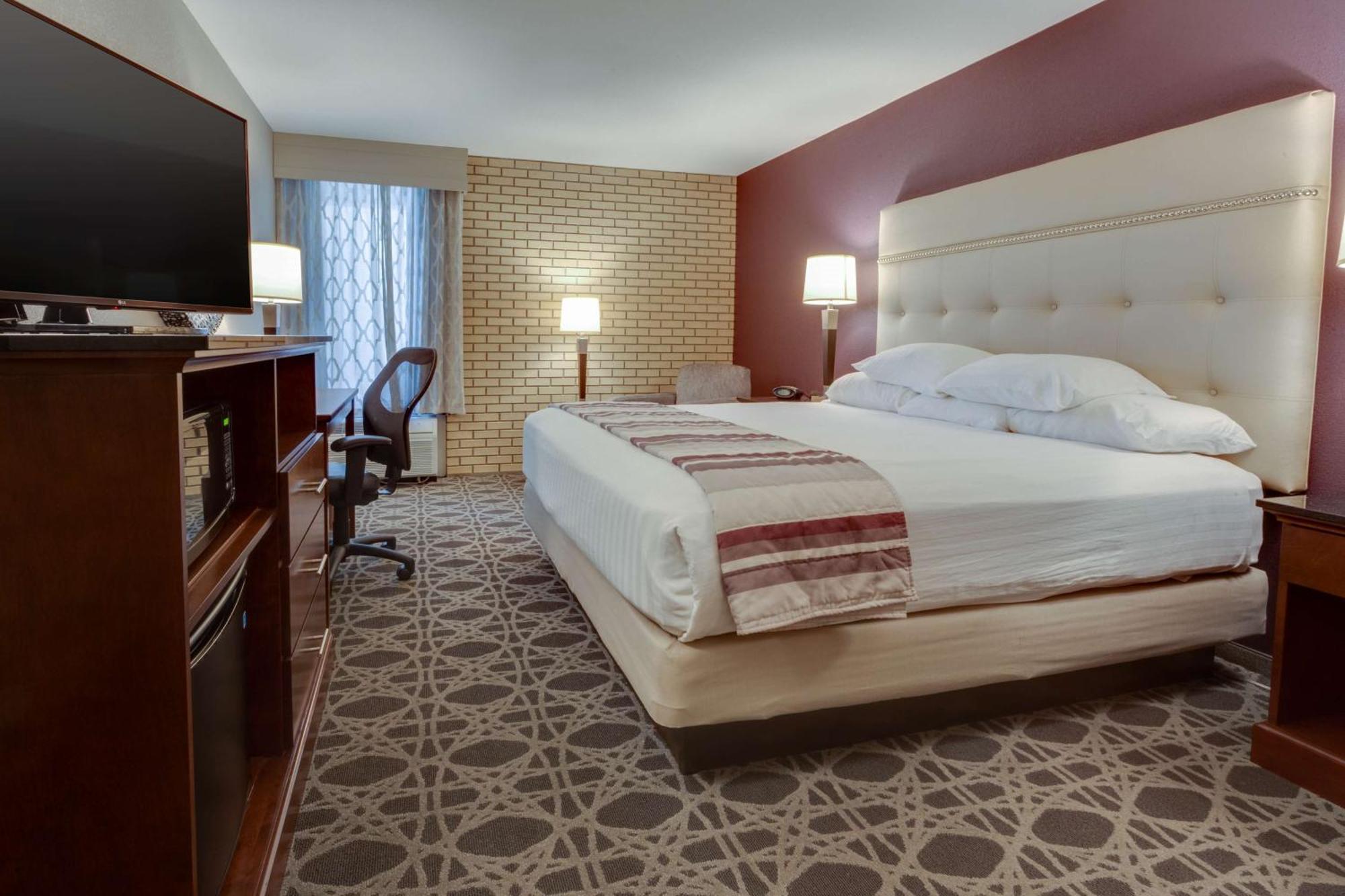 Drury Inn & Suites Hayti Caruthersville Bagian luar foto