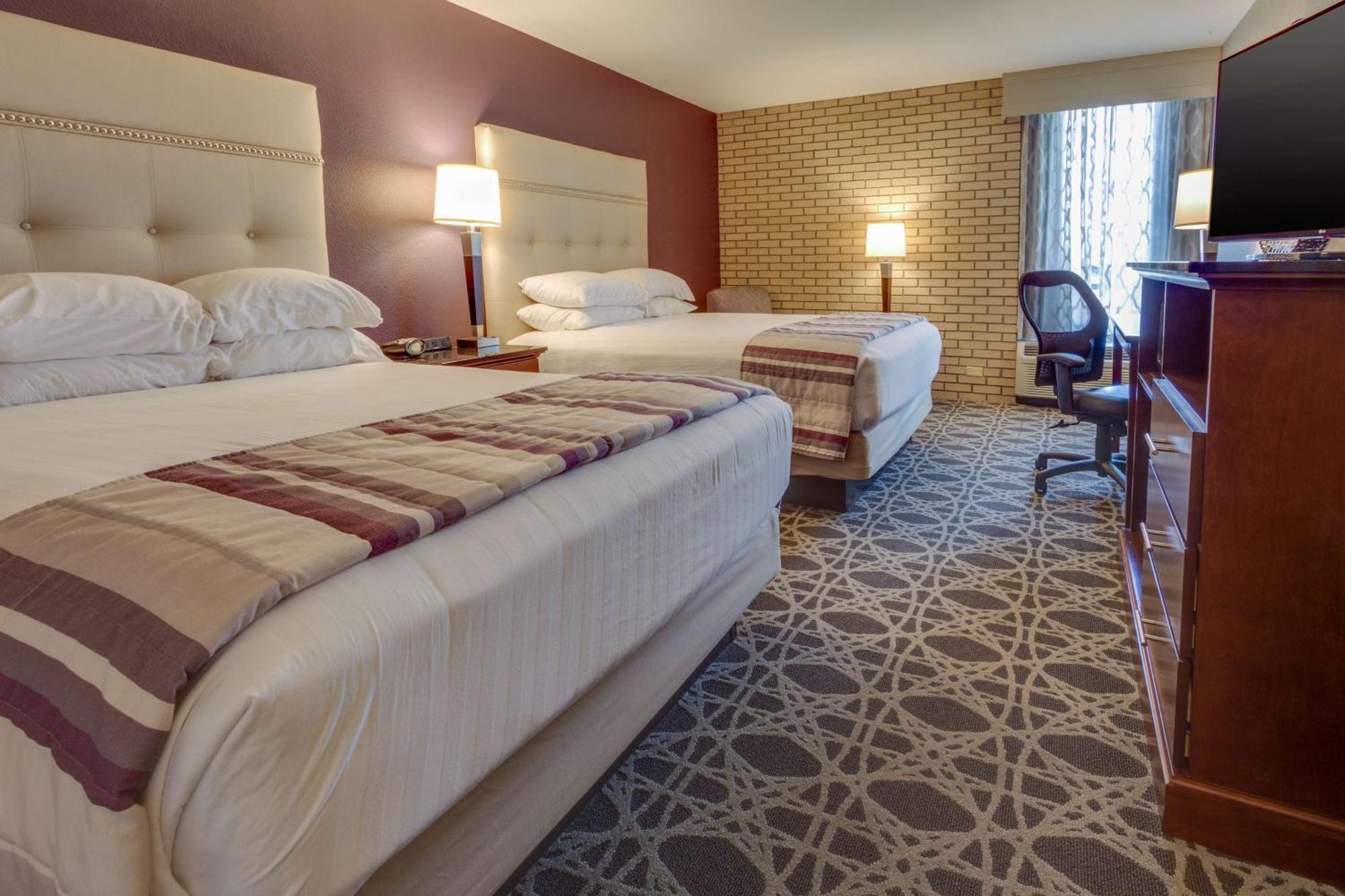 Drury Inn & Suites Hayti Caruthersville Bagian luar foto