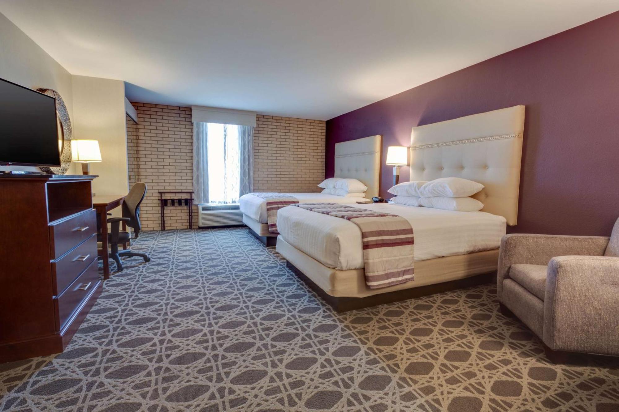 Drury Inn & Suites Hayti Caruthersville Bagian luar foto