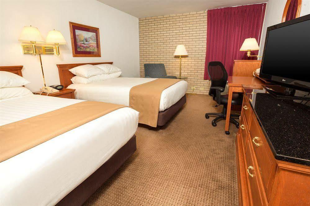 Drury Inn & Suites Hayti Caruthersville Bagian luar foto